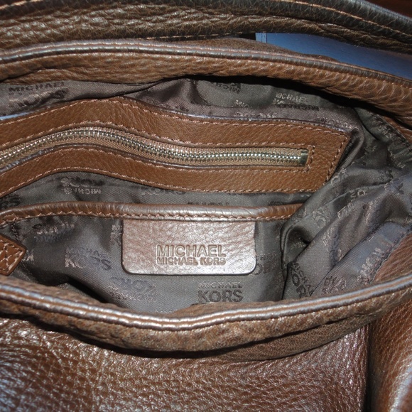 MICHAEL KORS leather hobo/bag - Picture 8 of 8
